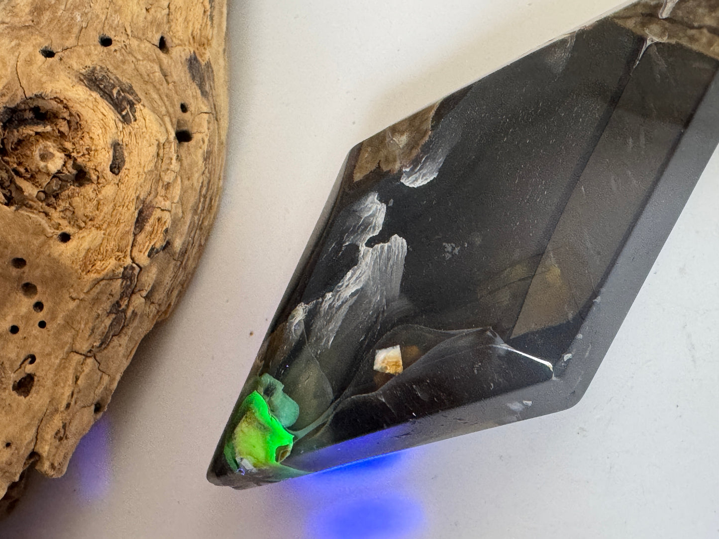 Volcanic Agate Rhombus