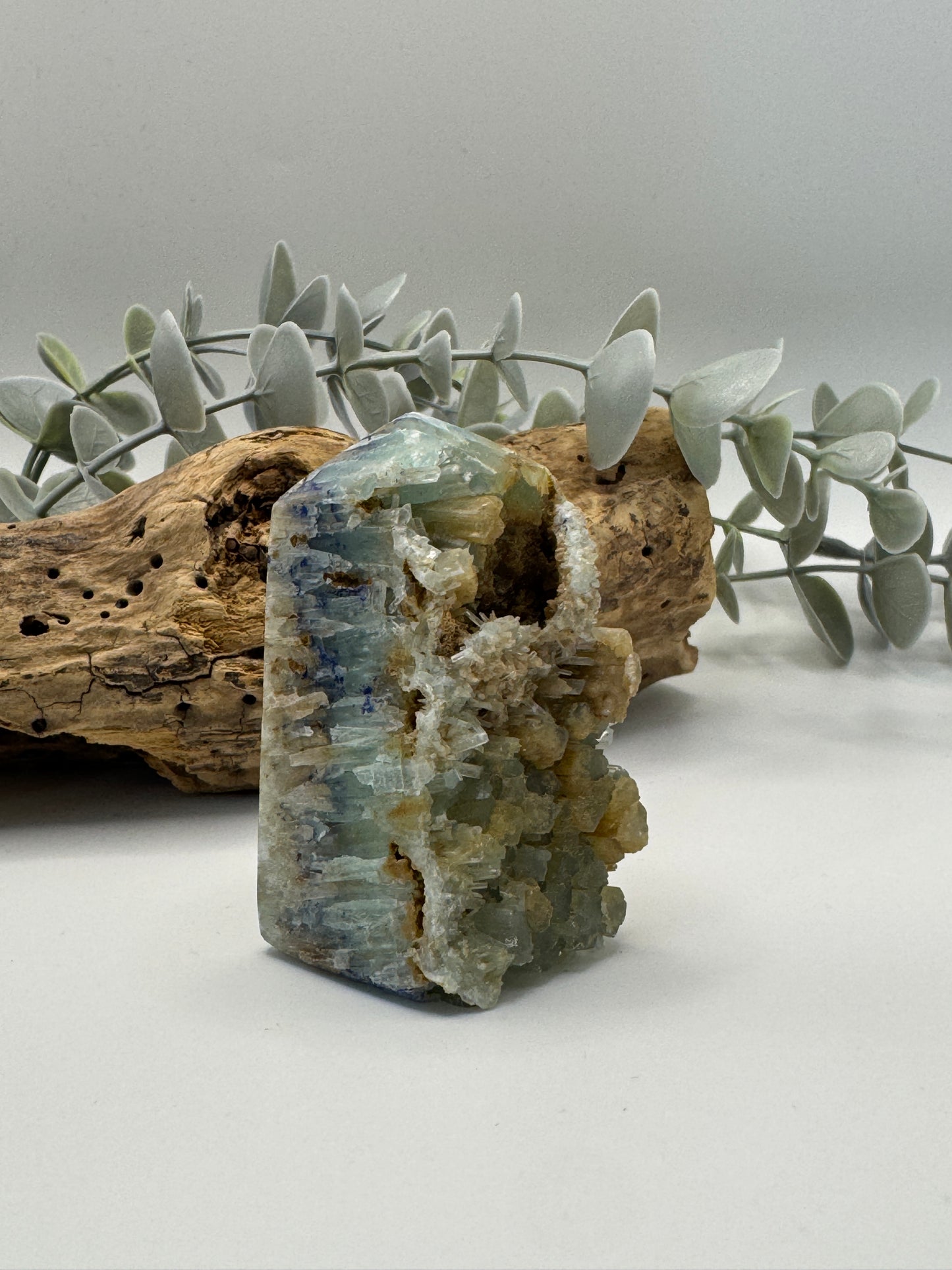 Smithsonite Tower