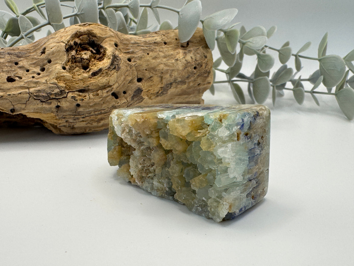Smithsonite Tower