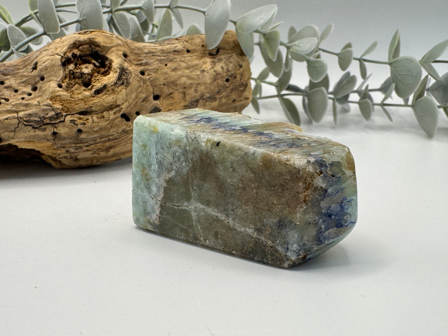 Smithsonite Tower