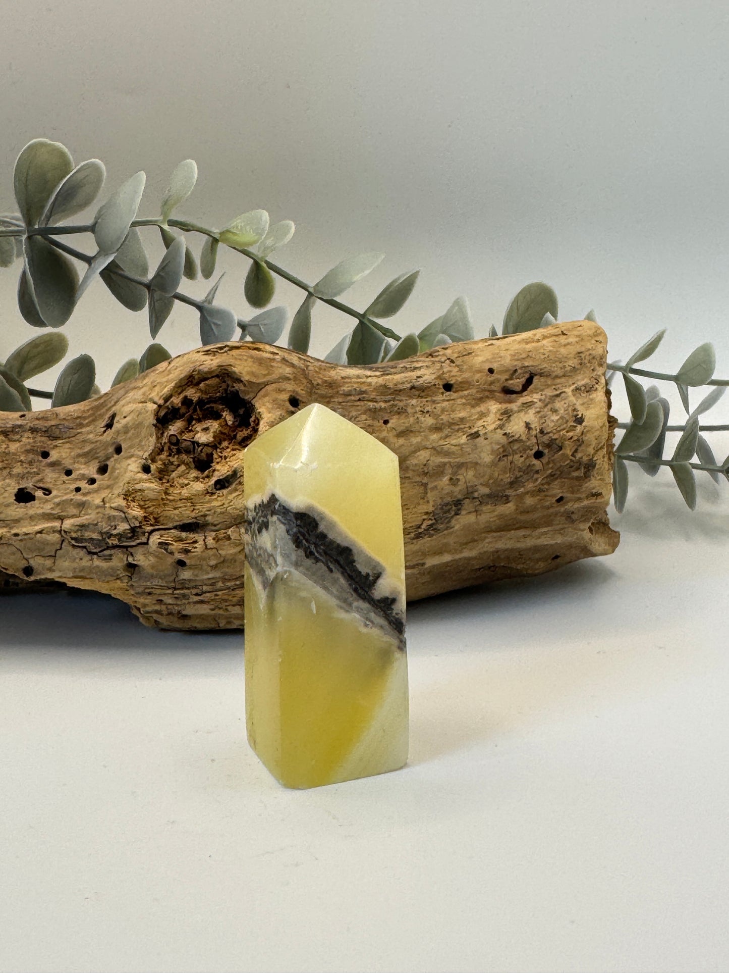 Lemon Calcite Tower
