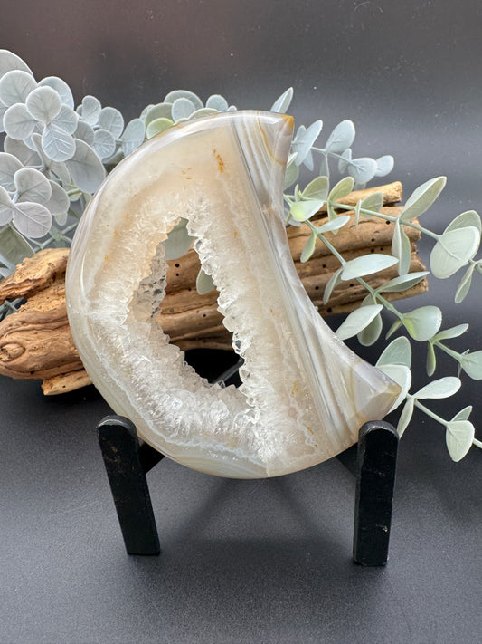 Agate Moon with Stand