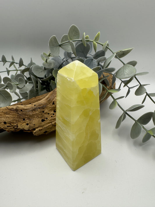 Lemon Calcite Tower