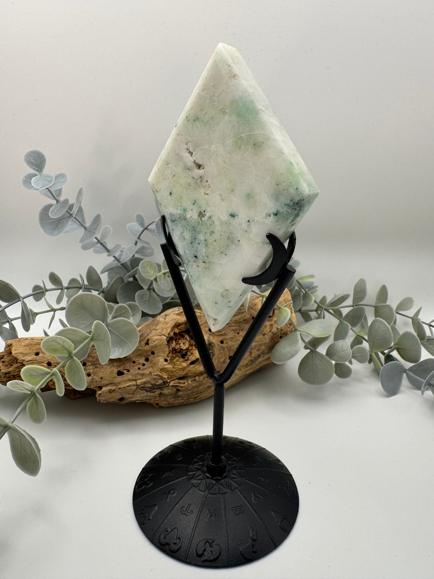 Phoenix Stone Rhombus with Stand