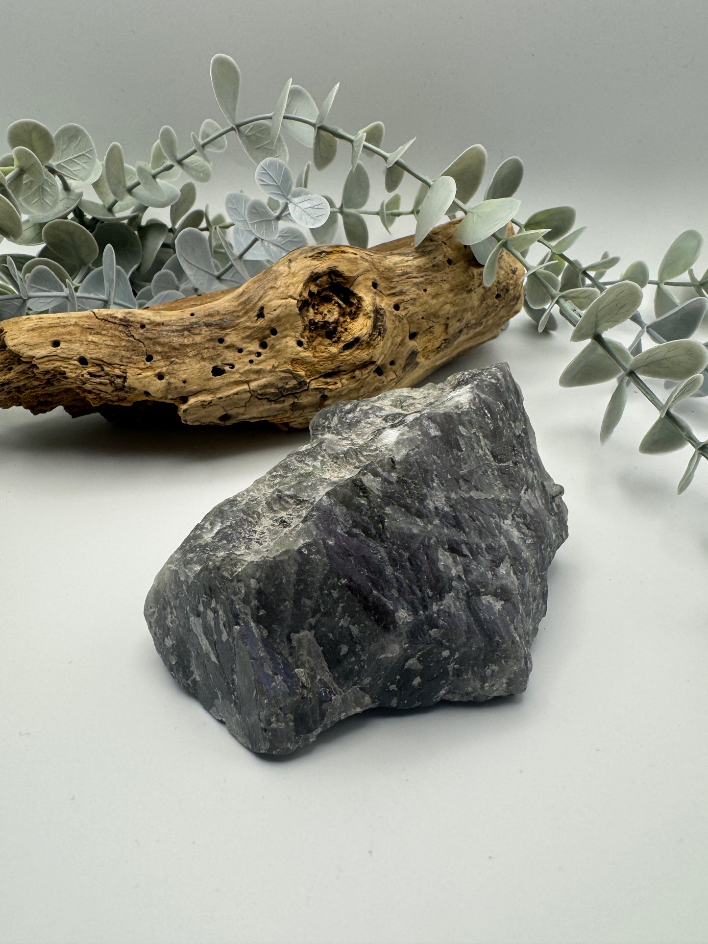 Labradorite Raw