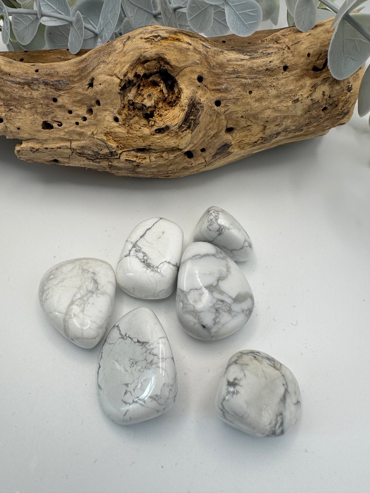 Howlite Tumblestones