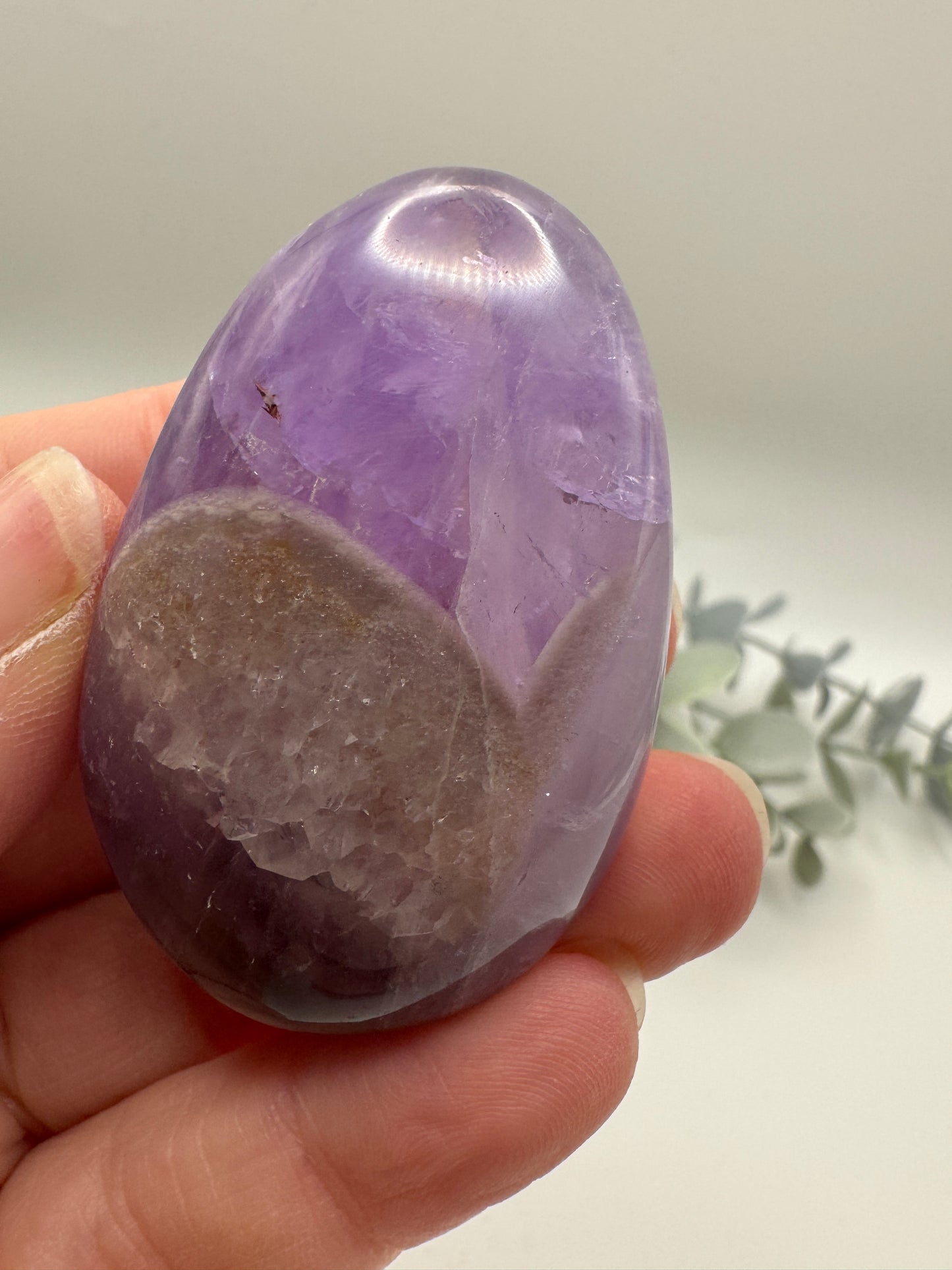 Amethyst Palm Stone