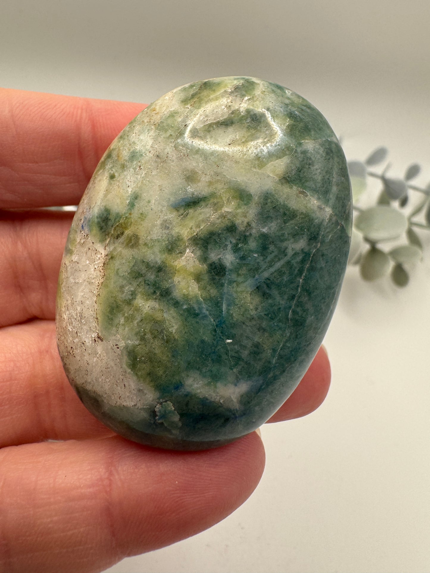 Hackmanite Sodalite Palm Stone