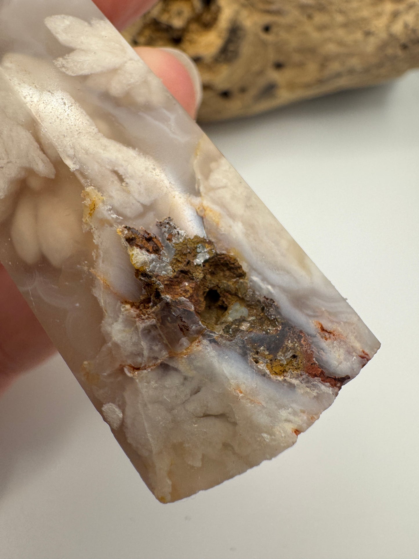 Flower Agate Point